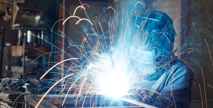 טכנולוגיות עיבוד מתכות: משיטות קונבנציונליות ועד ייצור חכם